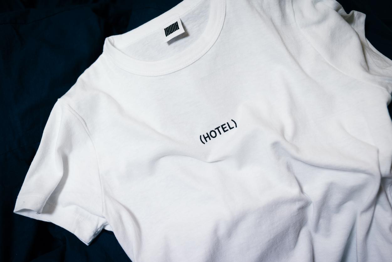缝在衣服上的标签 缝在衣服上的标签